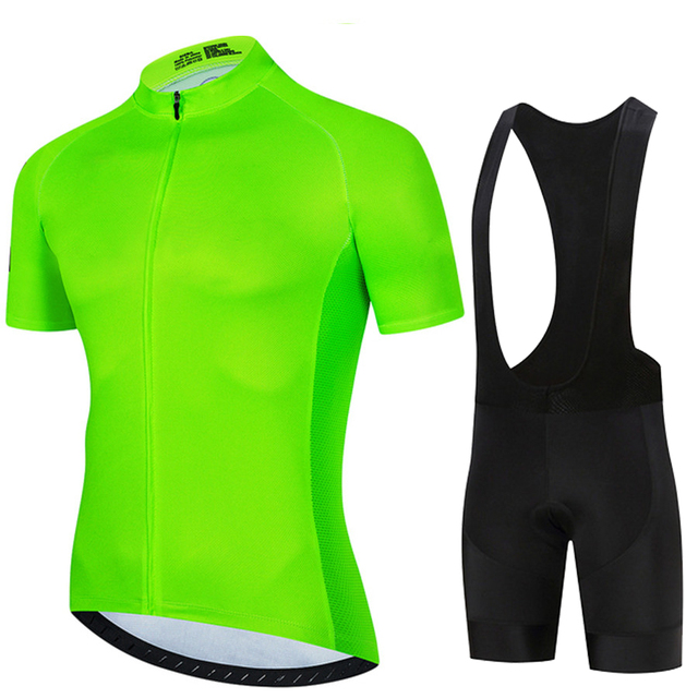 بدلات جيرسيه لركوب الدراجات بأ - مراجعة Cycling Community وسعره