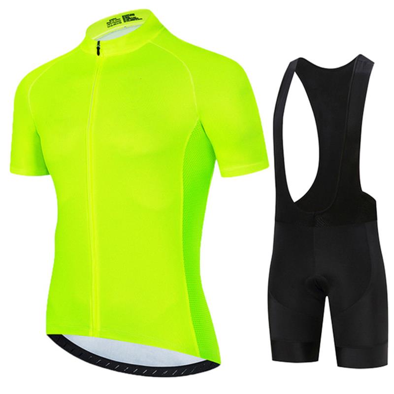 بدلات جيرسيه لركوب الدراجات بأ - مراجعة Cycling Community وسعره