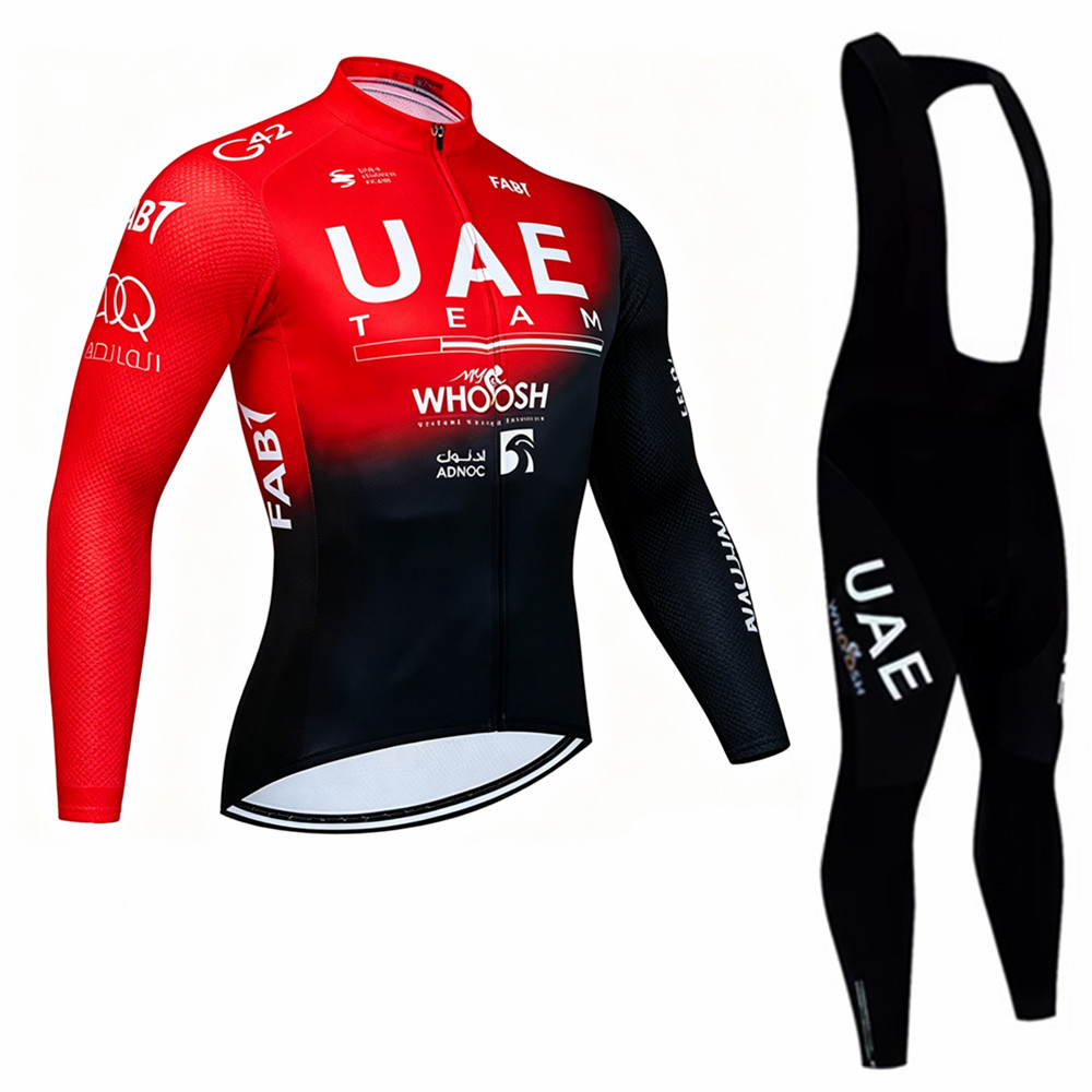 طقم ملابس ركوب الدراجات بأكمام - مراجعة Cycling Community وسعره
